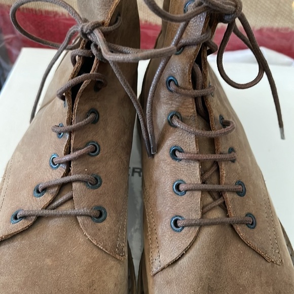 BROWN/TAUPE very soft suede lace up derby ankle boot. Some small signs of wear. - Picture 8 of 8